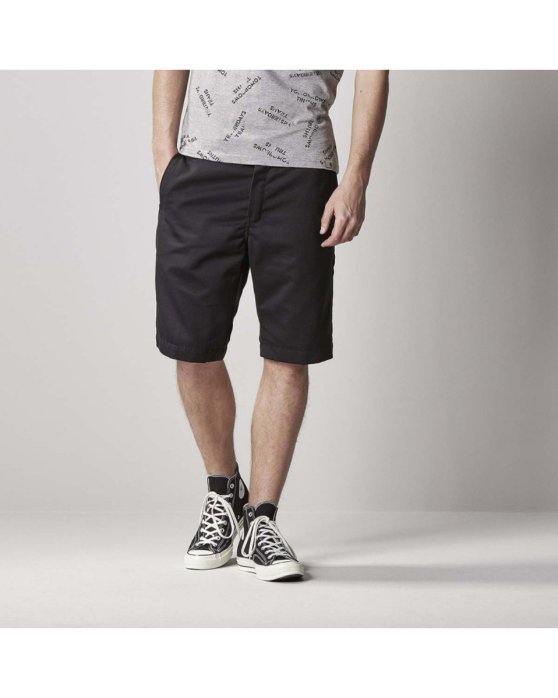 carhartt-wip-pantaloncini-master-short-black-rinsed-1.jpg