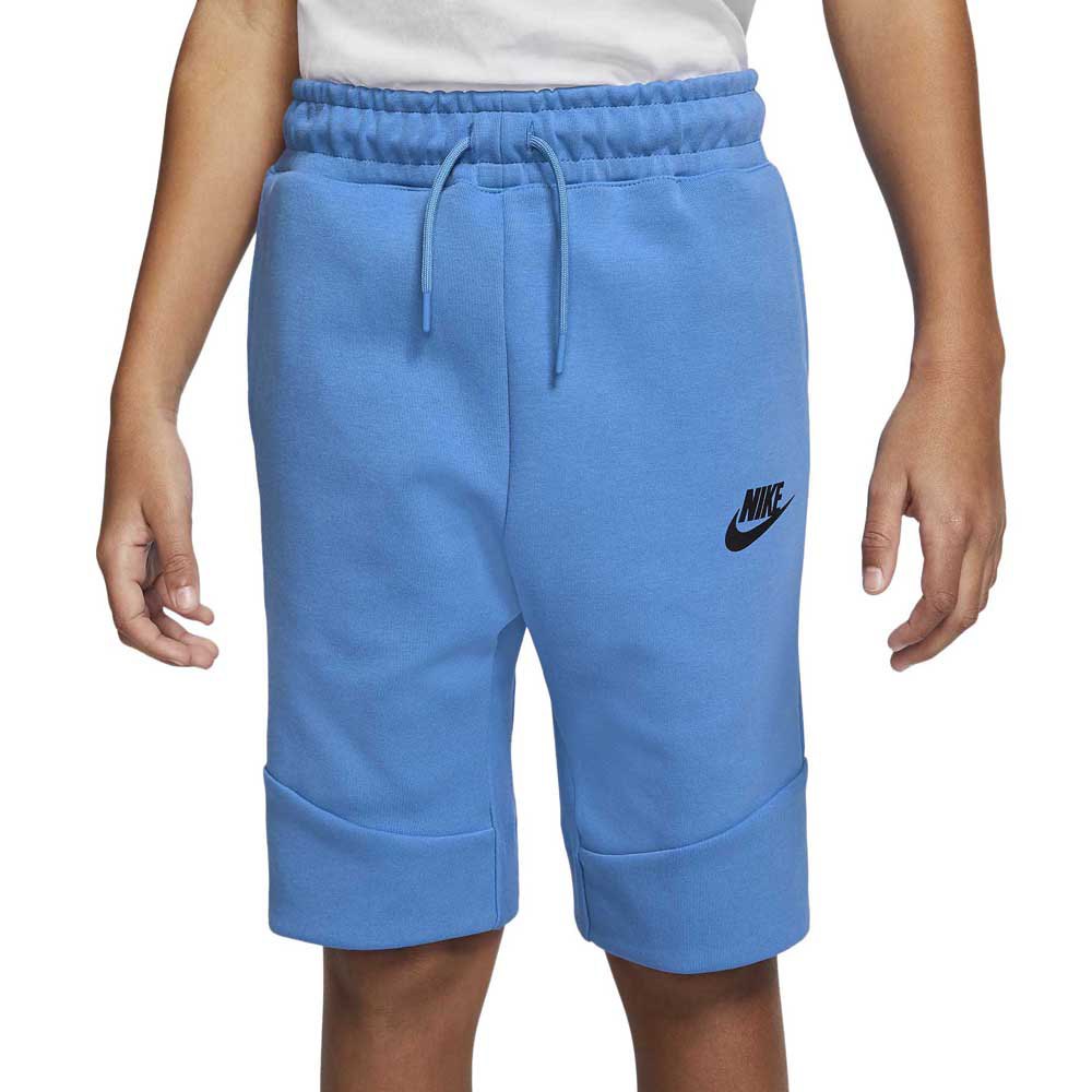 nike-shorts-sportswear-tech-1.jpg